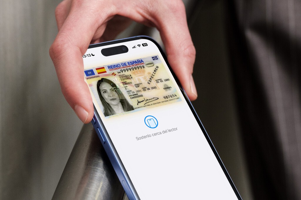 La Policía aumenta la seguridad del DNI 4.0, pero el problema no era el cifrado. Apple Wallet puede solventarlo todo 