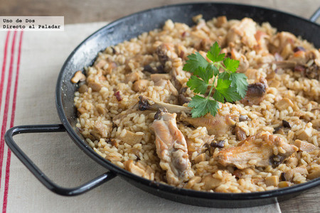 Arroz con conejo, pollo y verduras. Receta