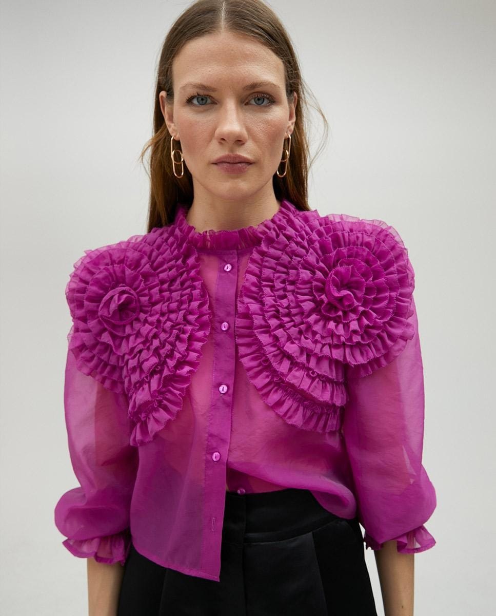 Blusa cropped con mangas francesas 