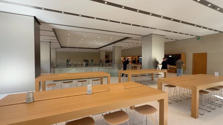Apple Store Barcelona 5
