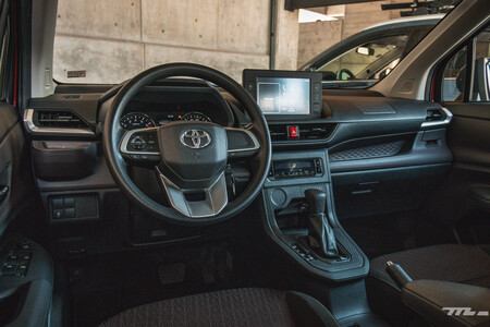 Toyota Avanza 2023 Rueba De Manejo Opiniones Mexico Resena 43