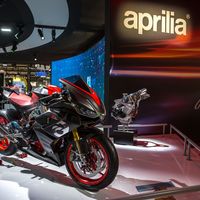 ¡Hola, Supersport! La Aprilia RS 660 Concept deslumbra en Milán: una deportiva media armada hasta las cejas