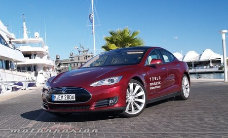 Tesla Model S, prueba en Ibiza (conducción, coste y alternativas)