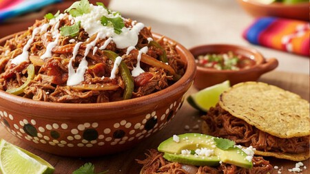 Cómo hacer tinga de res para 10 personas con un toque picosito: el secreto está en elegir la carne correcta