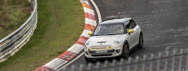El MINI Electric es un coche eléctrico con capacidad para hacer Nürburgring Nordschleife sin tocar el pedal de freno