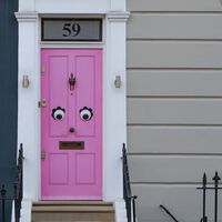 Você vê rostos em objetos inanimados? Essa condição tem nome e é bem conhecida: pareidolia