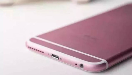 ¿Realmente gustan los teléfonos rosas? Todo apunta a que Apple estrenará color en los iPhone 6S