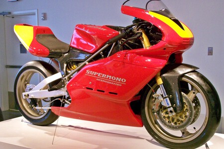Supermono Desmoquattro