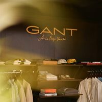 Despídete del invierno con esta chaqueta rebajada que vuelve a ser tendencia y no dejarás de llevarla en el entretiempo 