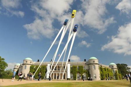 El Porsche 911 ocupa la escultura del Goodwood Festival of Speed