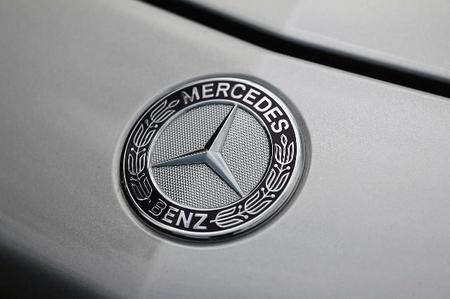 Historia de los emblemas automotrices