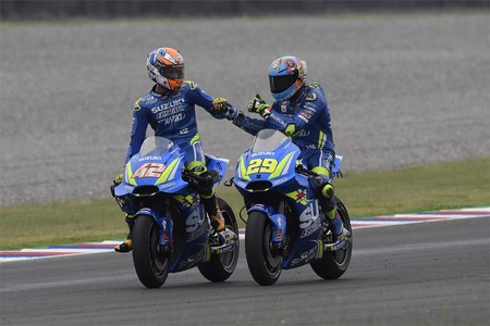 Alex Rins Andrea Iannone Gp Argentina 2018