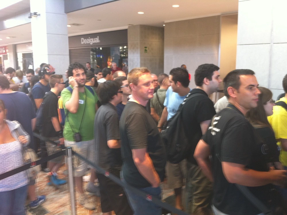 Foto de Inauguración Apple Store La Maquinista (10/93)