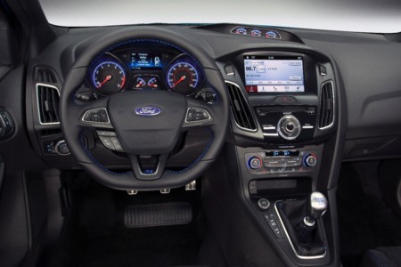 16fordfocusrs 05 Hr