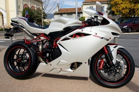 MV Agusta F4 RR - Lewis Hamilton