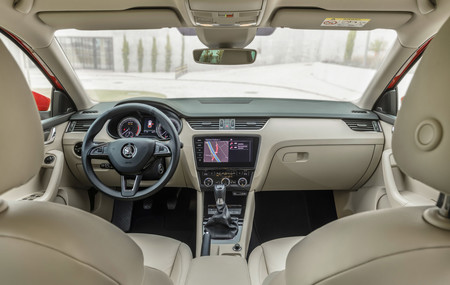 Škoda Octavia 2017 prueba contacto