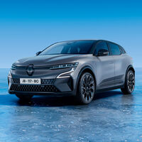 El Renault mítico que todos conocíamos ya no es el que era, pero el nuevo Mégane E-Tech eléctrico ahora hace más kilómetros y es más barato