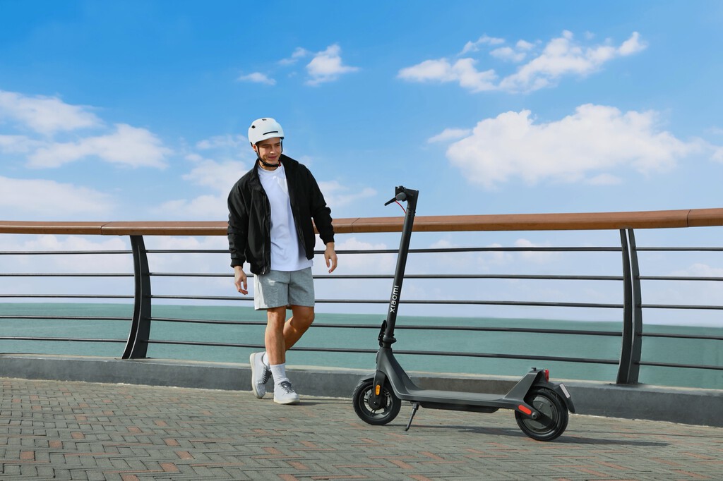 Los nuevos patinetes estrella de Xiaomi llegan por la puerta grande: así son los Electric Scooter 4 Lite y 4 Pro