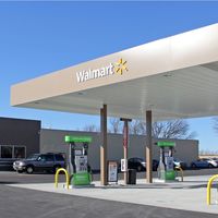 Walmart entrará con 200 gasolineras al jugoso negocio del combustible en México