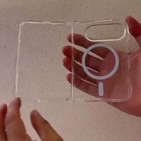 El iPhone plegable toma forma. Aparece un vídeo de su primera funda transparente abriéndose y cerrándose 