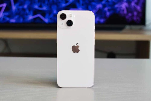 iPhone 13
