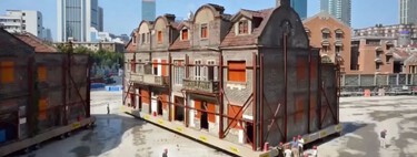 En España tardamos años en soterrar una carretera. En China, 432 robots han movido un edificio histórico de 7.500 toneladas en 21 días