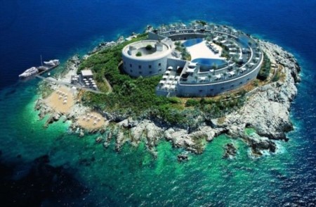 El campo de prisioneros que se ha convertido en resort de vacaciones de lujo 