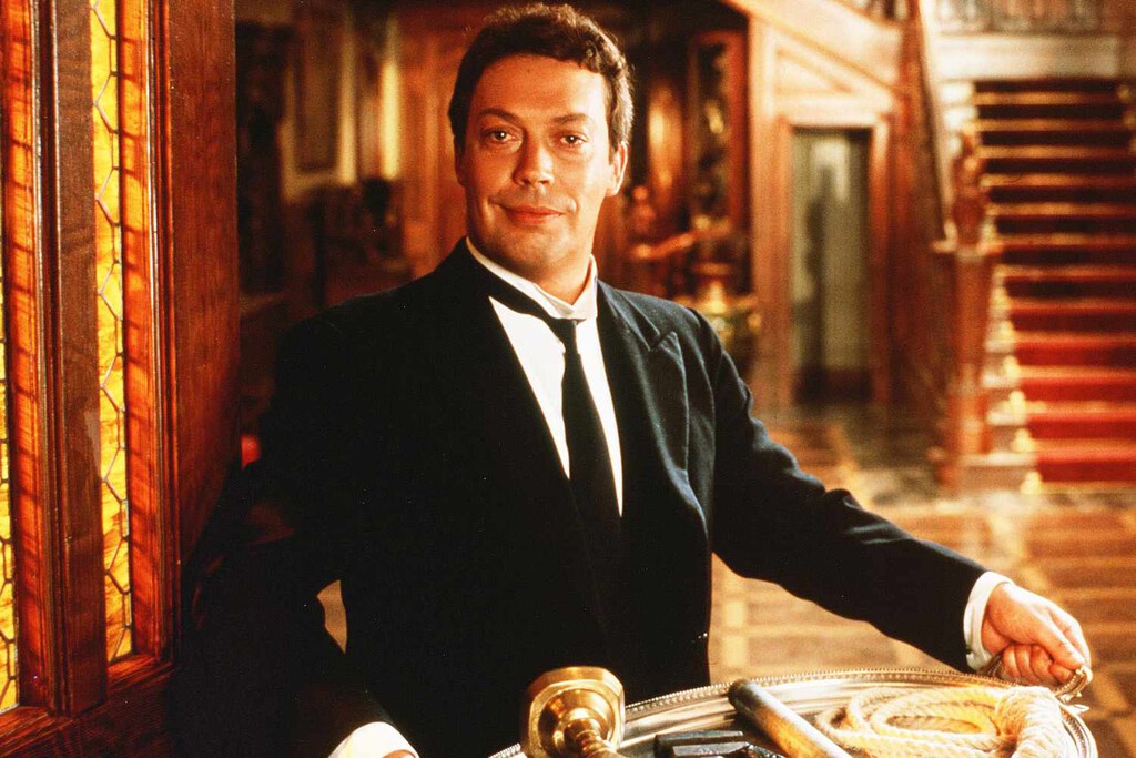 Ha fallecido Tim Curry, pero siempre lo recordaremos por estas 3 sensacionales obras de culto que puedes ver en streaming