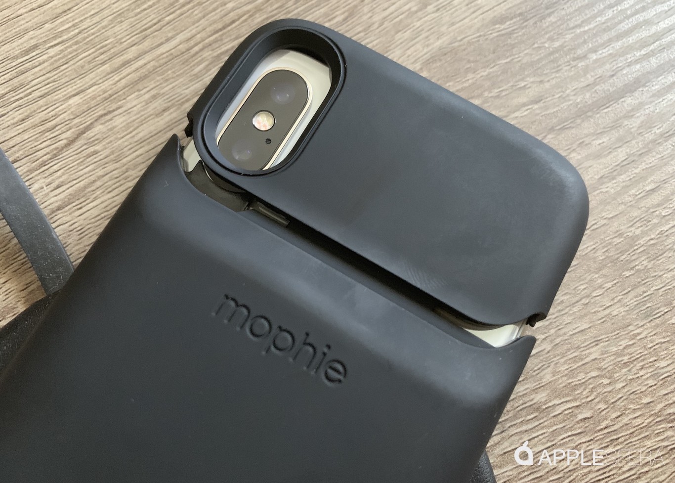 Batería iPhone la funda con carga inalámbrica para una mayor autonomía Batería iPhone la funda con carga inalámbrica para una mayor autonomía