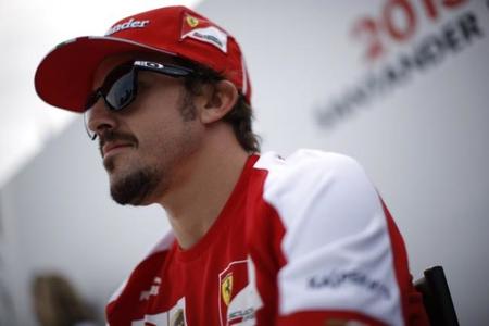 Fernando Alonso: "Yo no soy piloto de pruebas de Pirelli"