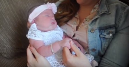 Un primer parto increíble: da a luz en 45 minutos a su hija de más de 5 kilos