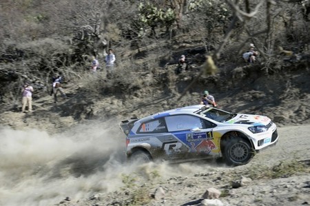 Rally de México 2014: Sébastien Ogier primer líder con nocturnidad y alevosía