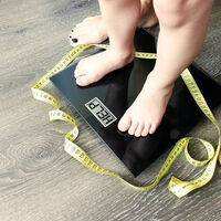 Cómo saber si mi hijo tiene sobrepeso u obesidad infantil y qué puedo hacer