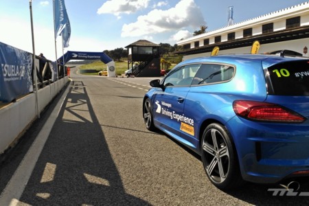 Volkswagen Driving Experience Escuela R 031