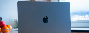 No quiero huellas ni arañazos en mi MacBook Air, pero tampoco una funda plasticosa y gruesa. Por eso me gusta tanto esta de Spigen 