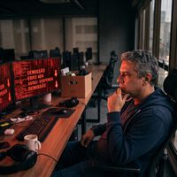 "Será impossível produzir grandes jogos daqui para frente". Os cortes drásticos na indústria estão condenando o desenvolvimento de jogos de grande sucesso? 