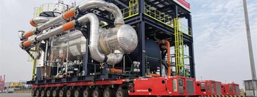 Este camión chino es tan descomunal que hace que cualquier otro parezca ridículo: más de 1.000 neumáticos y la capacidad de llevar 50 mil toneladas sin conductor