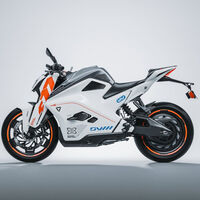 India ha llegado a la luna, y lo han celebrado con una moto eléctrica de diseño espacial y 300 km de autonomía