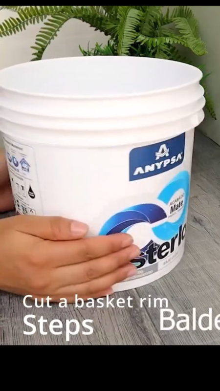 Reutilizar cubo de plástico