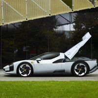 Ferrari rinde tributo al F40 con un auténtico unicornio: el SC40 es el sueño híbrido que Enzo nunca imaginó, y el más exclusivo que Maranello ha construido en años