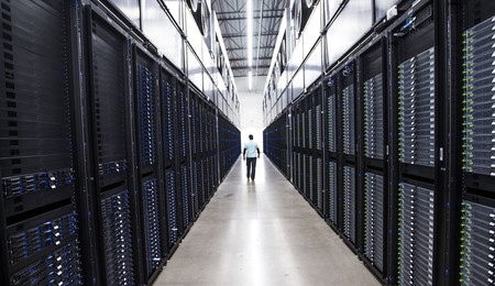 Crecen las dudas alrededor del caso Bloomberg sobre los chips espía en servidores de Apple