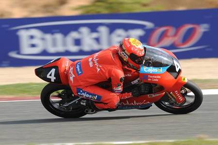 Alberto Moncayo, Carmelo Morales y Kev Coghlan vencen en Albacete