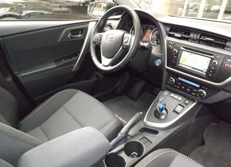 Toyota Auris TS Hybrid