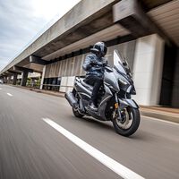 Zontes M310, el primer scooter de la marca china para el A2 llega con 33 CV y la última tecnología por 4.889 euros 