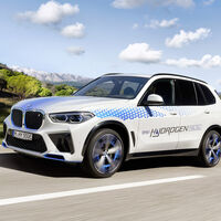 El coche de hidrógeno es clave para una movilidad sostenible. BMW lo sabe, y ya ha empezado a producir su primer modelo de pila de combustible