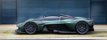 Aston Martin Valkyrie Spider: un superdeportivo híbrido de 1.176 CV, tecnología de F1 y vistas a Odín
