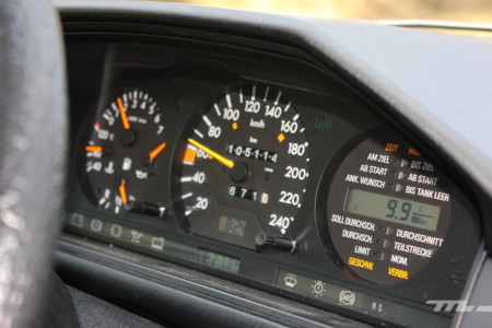 Mercedes Benz 300e 240