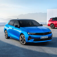 El Opel Astra se convierte en coche eléctrico. Más de 400 km de autonomía en formato compacto o familiar