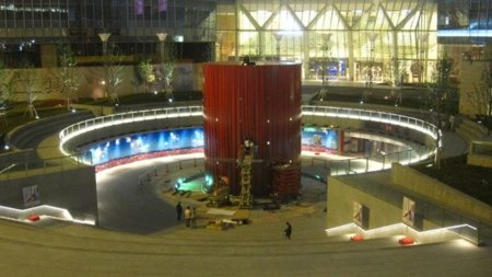 La icónica Apple Store de Shangai, a punto de ser inaugurada