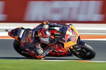 Augusto Fernandez Valencia Moto2 2022